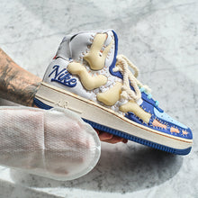 Load image into Gallery viewer, Sneaker Mitts (10Mitts) 5 Pouches